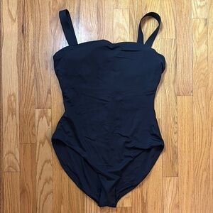 Andie Swim sz XL Elegant Black Women's Swimsuit with pads new without tags